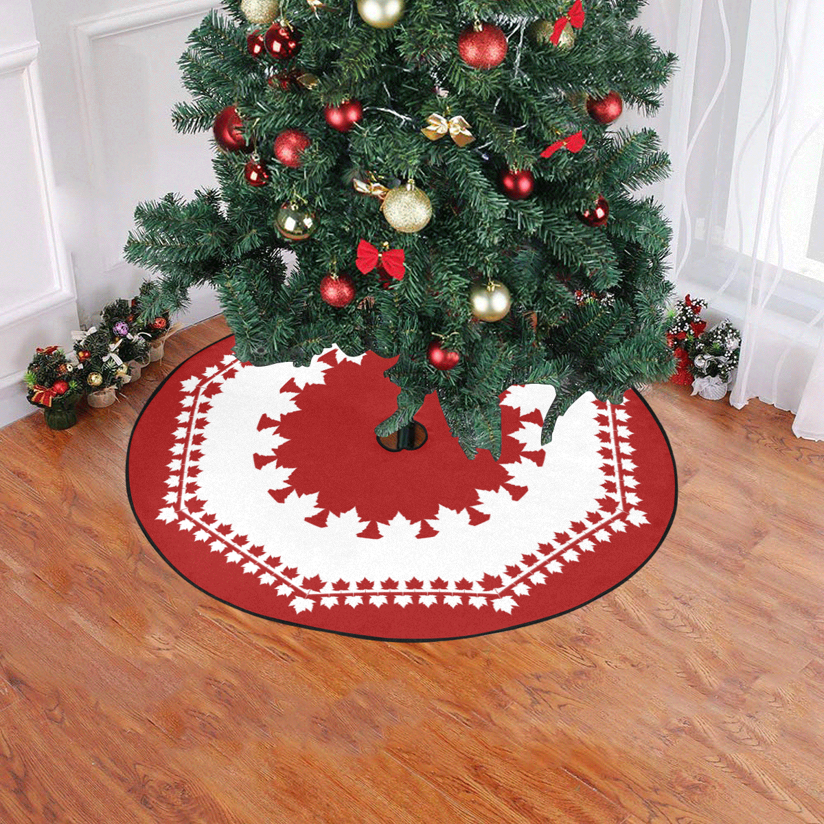 Canada Christmas Tree Skirt 47" x 47"