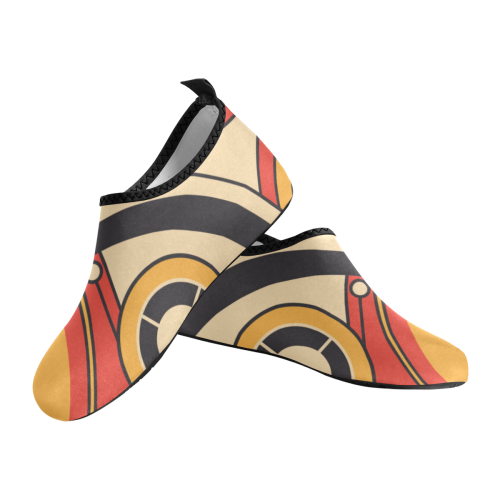 Geo Aztec Bull Tribal Men's Slip-On Water Shoes (Model 056)