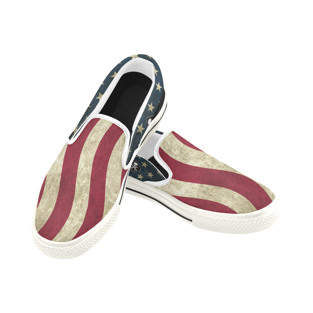 COLORS | WHT Men's Unusual Slip-on Canvas Shoes (Model 019)