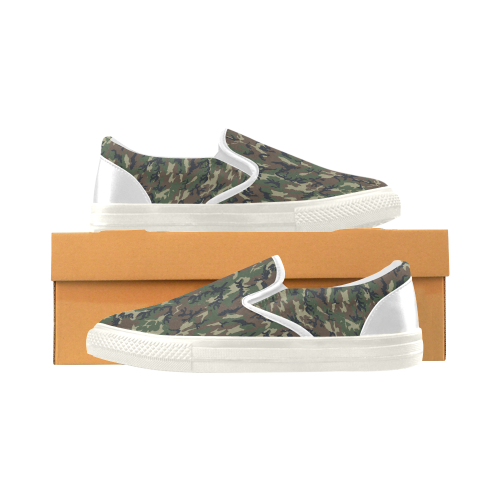 Woodland Forest Green Camouflage Men's Unusual Slip-on Canvas Shoes (Model 019)