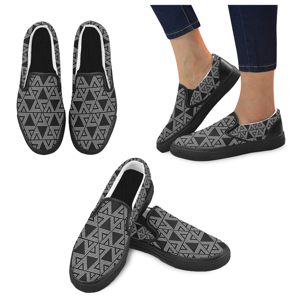 Polka Dots Party Women's Slip-on Canvas Shoes (Model 019)