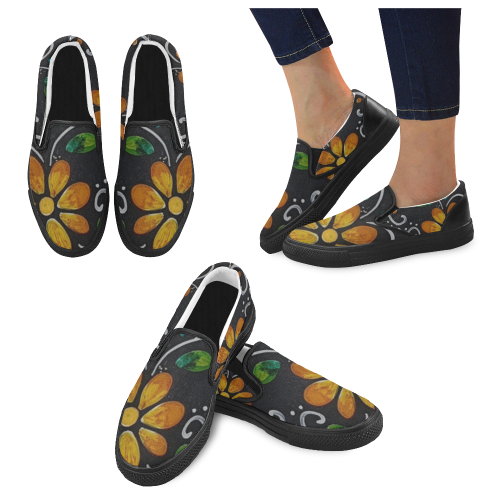 Color Heart Women's Slip-on Canvas Shoes (Model 019)
