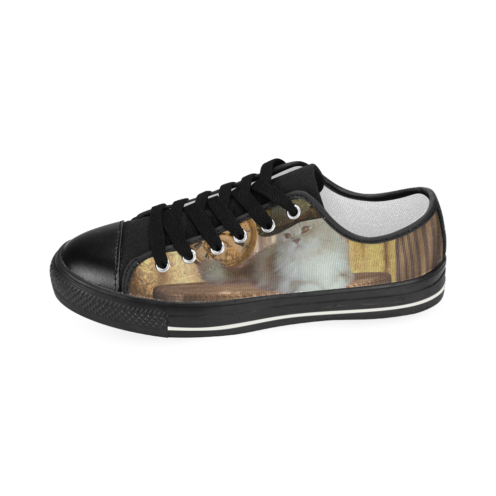 Funny steampunk cat Women's Classic Canvas Shoes (Model 018)