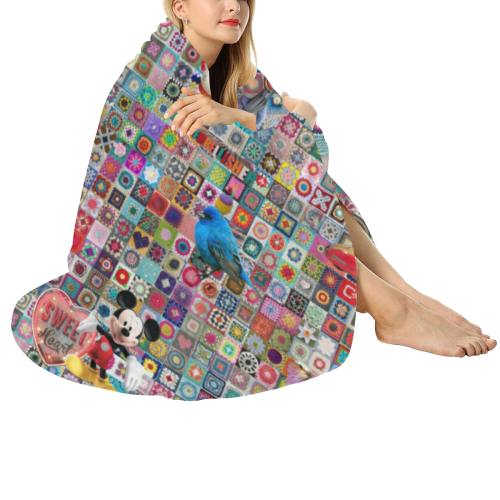 Granny Madnesss Circular Ultra-Soft Micro Fleece Blanket 60"