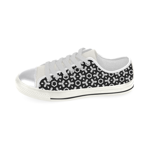 geometric pattern black and white Women's Classic Canvas Shoes (Model 018)