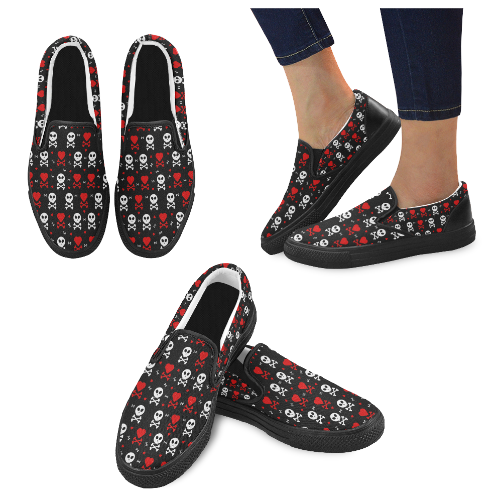 Skull Hearts Women's Slip-on Canvas Shoes (Model 019)