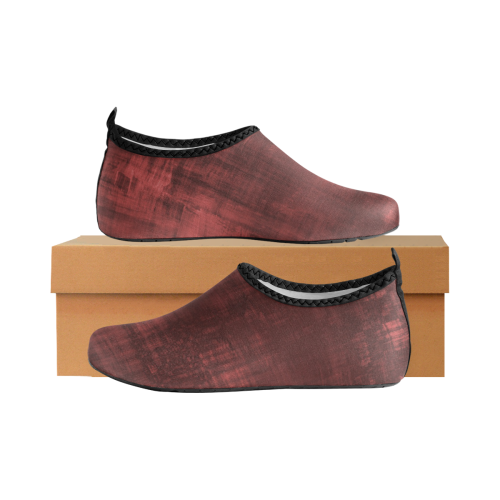 Red Grunge Women's Slip-On Water Shoes (Model 056)