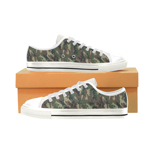 Woodland Forest Green Camouflage Men's Classic Canvas Shoes (Model 018)