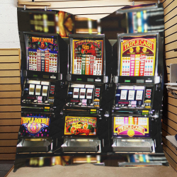 Lucky Slot Machines - Dream Machines Quilt 60"x70"