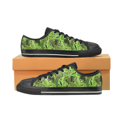Tropical Jungle Leaves Camouflage Women's Classic Canvas Shoes (Model 018)