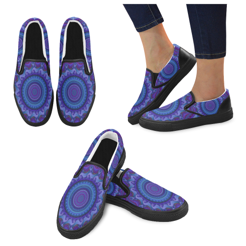 MANDALA PASSION OF LOVE Women's Slip-on Canvas Shoes (Model 019)