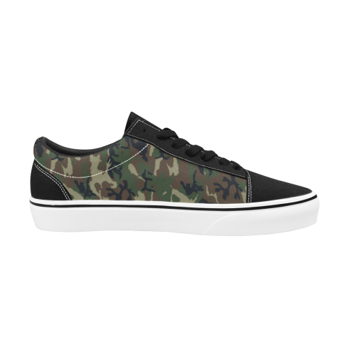 Woodland Forest Green Camouflage Women's Low Top Skateboarding Shoes (Model E001-2)