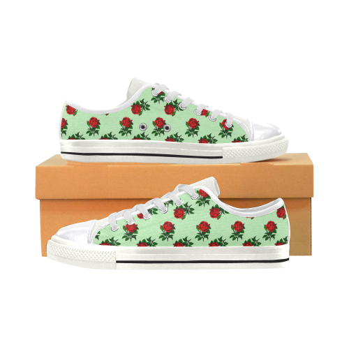 red roses green Women's Classic Canvas Shoes (Model 018)