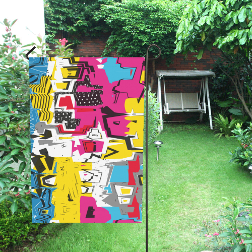 Distorted shapes Garden Flag 12‘’x18‘’（Without Flagpole）