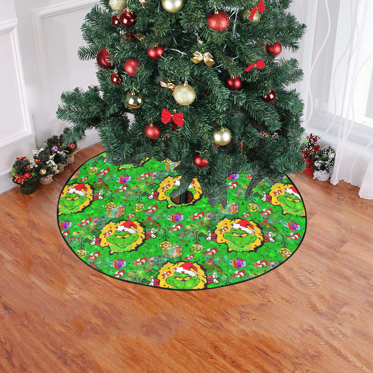 Nice by Nico Bielow Christmas Tree Skirt 47" x 47"