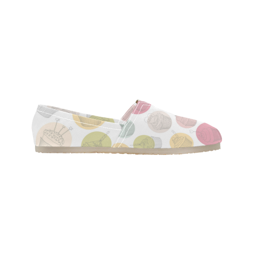 Colorful Cupcakes Women's Classic Canvas Slip-On (Model 1206)