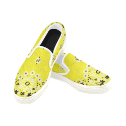 Grunge Yellow Bandana white trim Slip-on Canvas Shoes for Men/Large Size (Model 019)