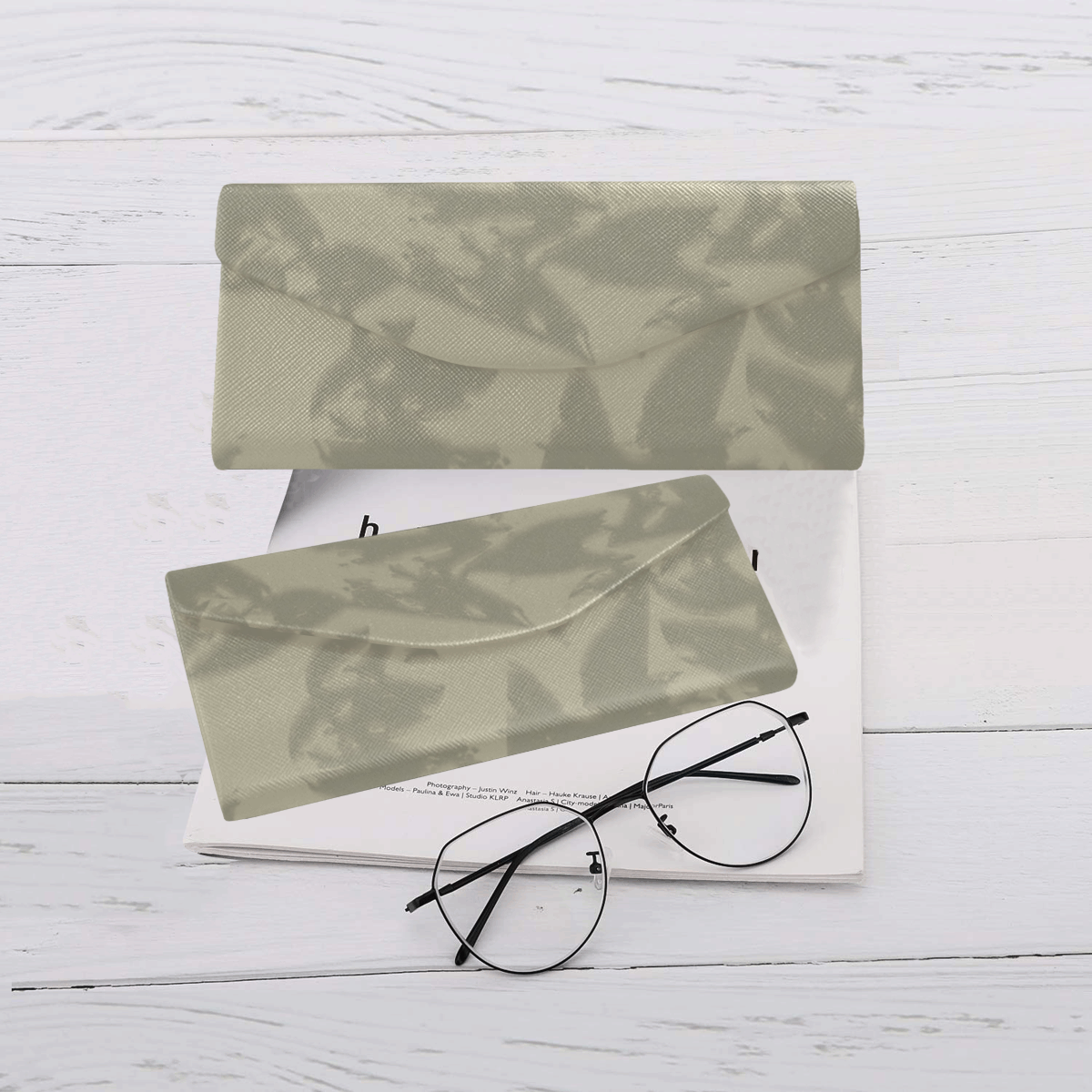 Eagle Taupe Gray Custom Foldable Glasses Case