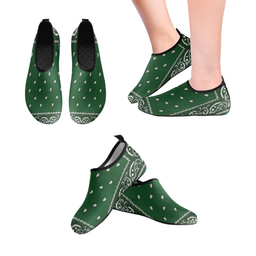 KERCHIEF PATTERN GREEN Women's Slip-On Water Shoes (Model 056)