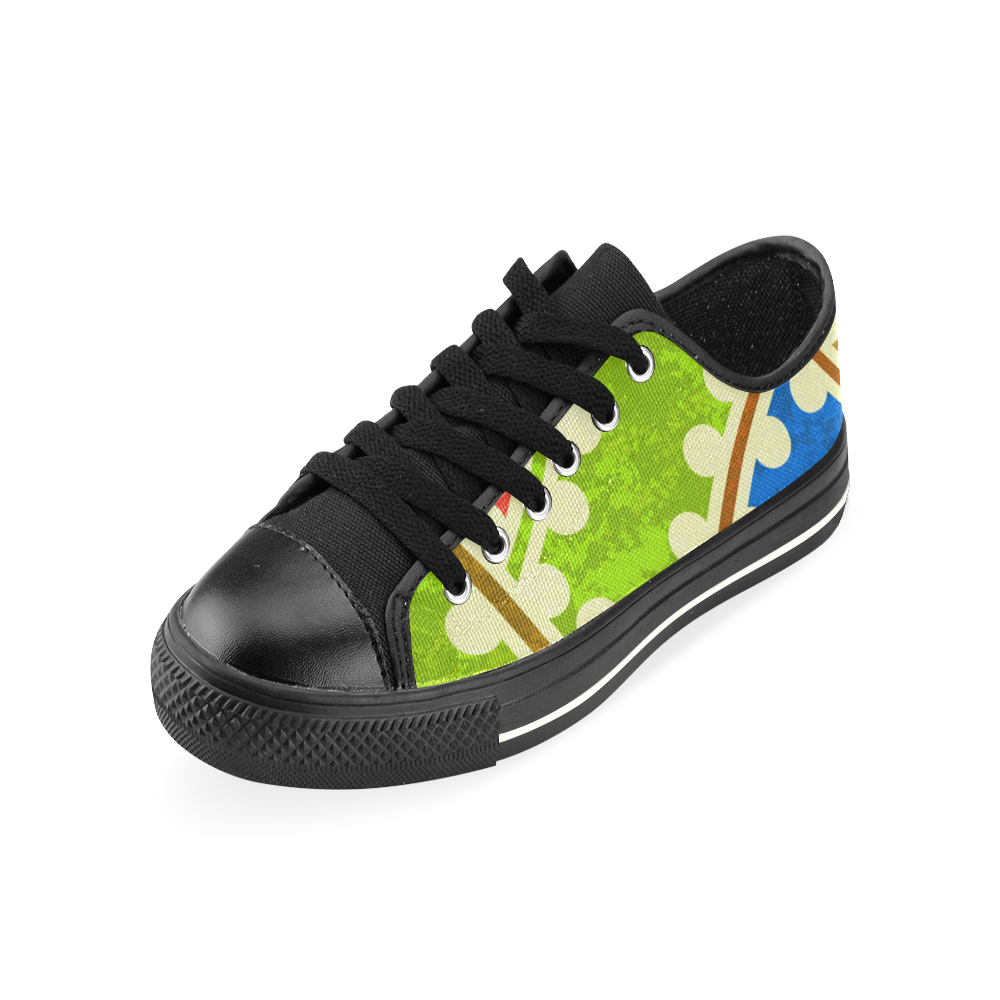 Left Me In Stitches - Green Men's Classic Canvas Shoes (Model 018)