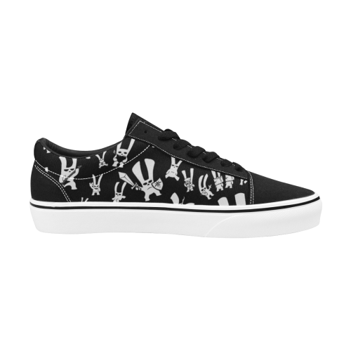 skate bunny Women's Low Top Skateboarding Shoes (Model E001-2)