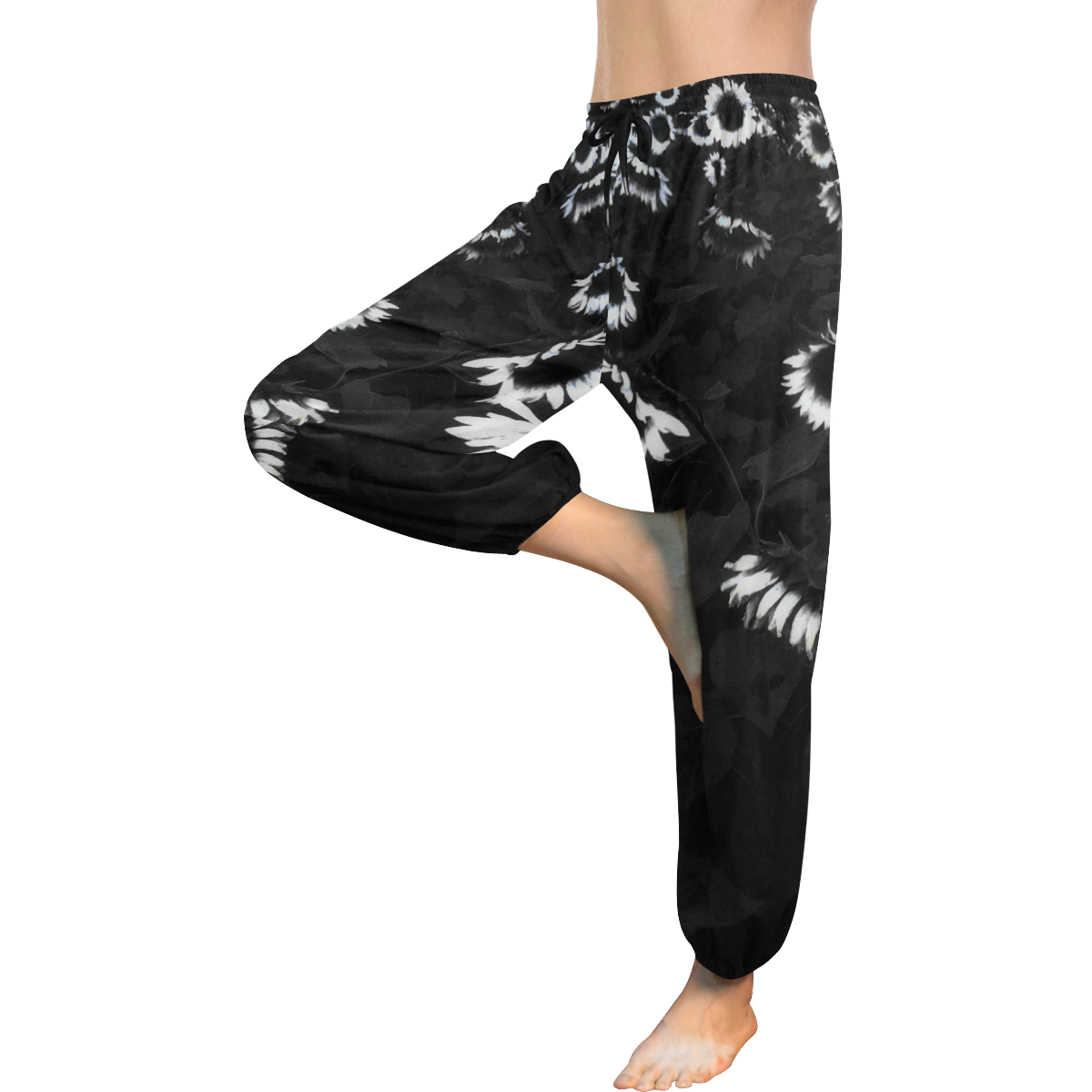 SUNNAVUH Women's All Over Print Harem Pants (Model L18)