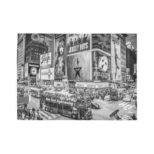 Times Square II Special Edition I B&W Area Rug7'x5'