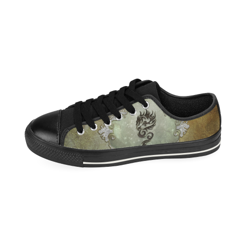 Awesome tribal dragon Men's Classic Canvas Shoes (Model 018)
