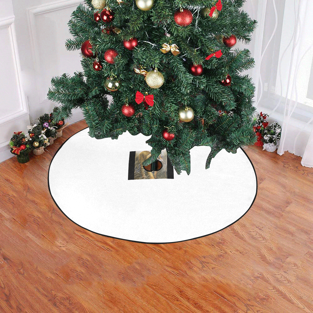 creep Christmas Tree Skirt 47" x 47"