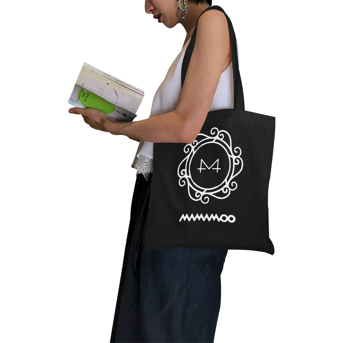 Mamamoo All Over Print Canvas Tote Bag/Small (Model 1697)