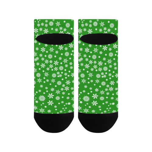 Christmas White Snowflakes on Green Women's Ankle Socks
