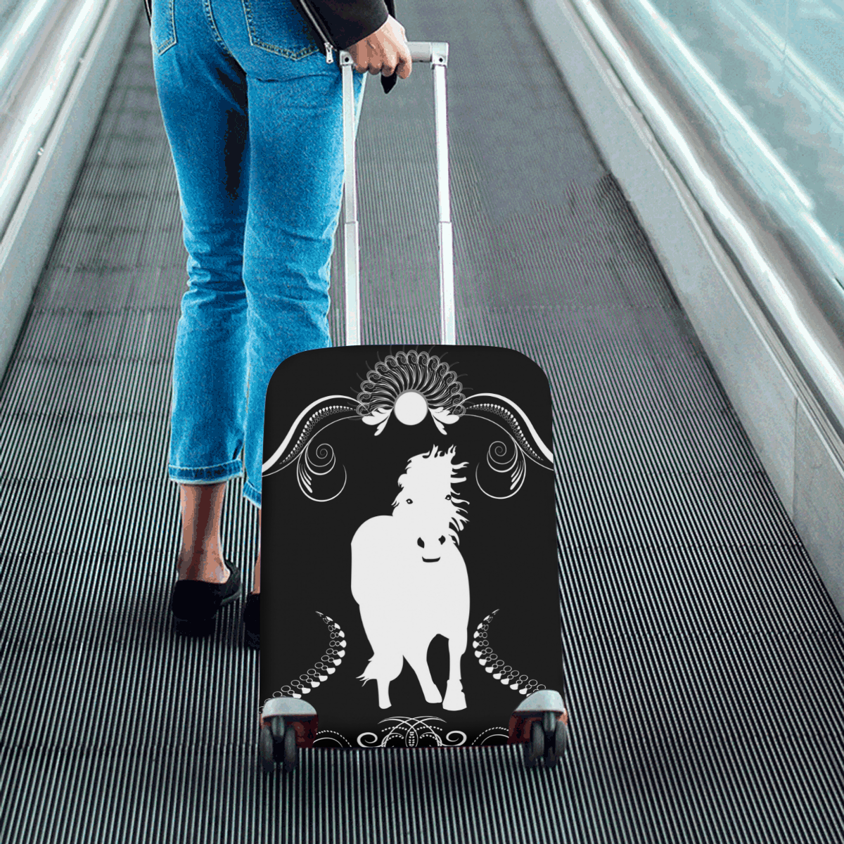 White horse Luggage Cover/Small 18"-21"