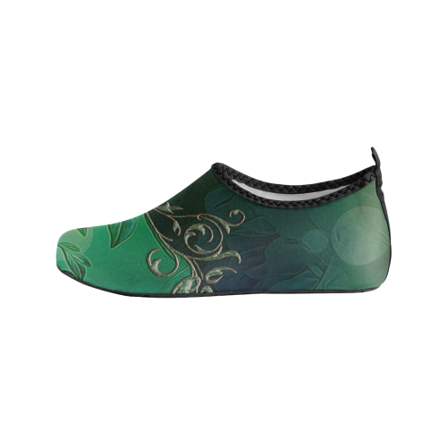 Green floral design Men's Slip-On Water Shoes (Model 056)