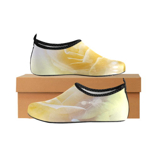 Soft yellow roses Men's Slip-On Water Shoes (Model 056)
