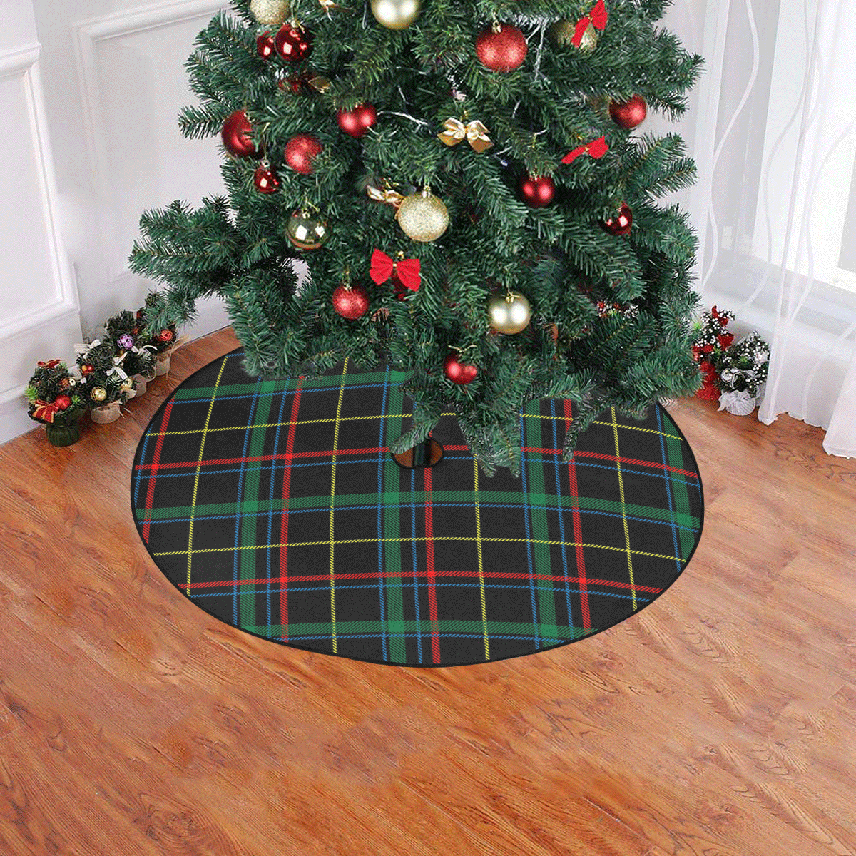 Black Red Green Plaid Christmas Tree Skirt 47" x 47"
