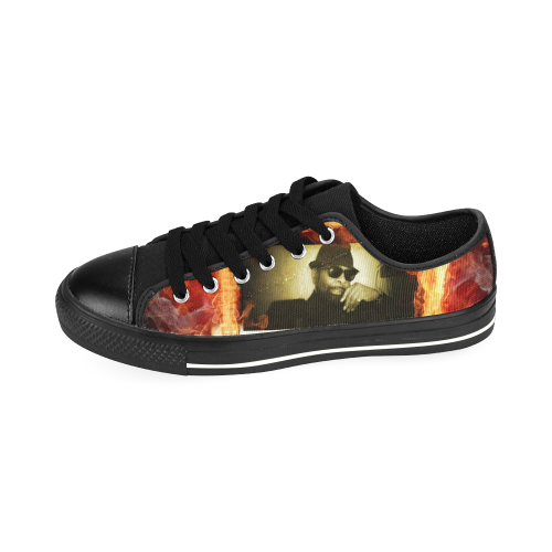 Grammy Winner William Bell On Fire Men's Classic Canvas Shoes/Large Size (Model 018)
