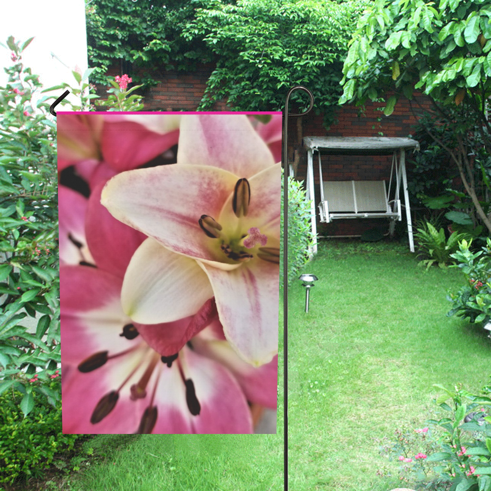 Pink Lilies Garden Flag 12‘’x18‘’（Without Flagpole）