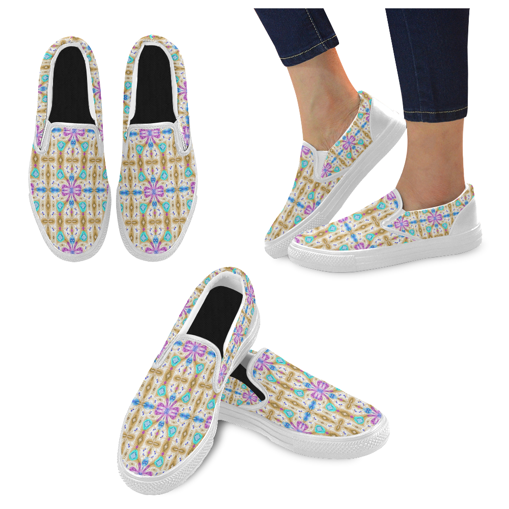 McKenzie's Offroading Adventure Women's Slip-on Canvas Shoes (Model 019)