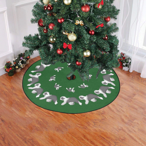 dual circles- green Christmas Tree Skirt 47" x 47"