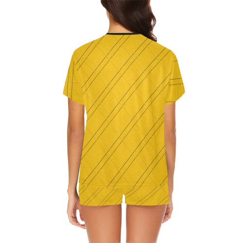 Selective Yellow Crisscross Women's Short Pajama Set