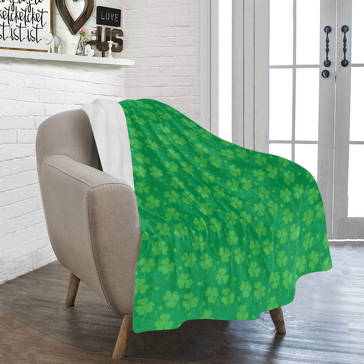Clover Ultra-Soft Micro Fleece Blanket 40"x50"