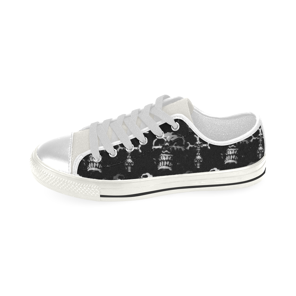 skull3 Men's Classic Canvas Shoes (Model 018)