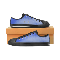 Blue Clouds with blk sole Men's Classic Canvas Shoes (Model 018)